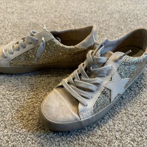 Shu Shop gold & cream tennis shoes